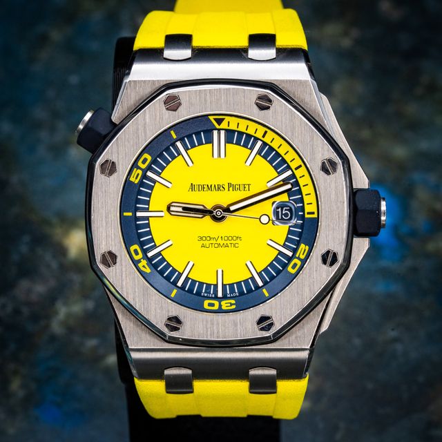 Audemars Piguet Royal Oak Offshore 15710ST.OO.A051CA.01 Image 4